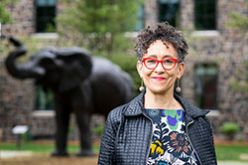 MIT社区创新者实验室的创始人和执行主任的Dayna Cunningham已被评为乔纳森M. TISCH市民学院的Pierre和Pamela Omidyar院长。